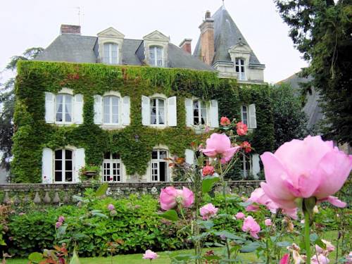 Grez-Neuville France hotel price promo code booking.com