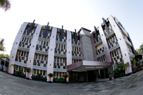 Yangon Myanmar hotel price promo code booking.com