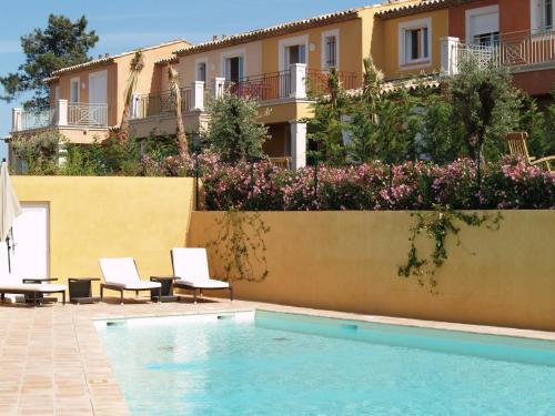 Roquebrune-sur-Argens France hotel price promo code agoda.com